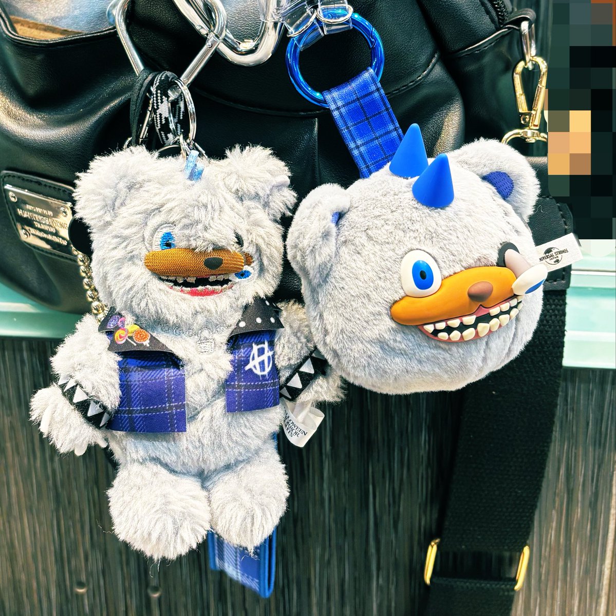 eneternity88's tweet photo. 絶対ハマるから遠ざけてたけど、結局ハミクマにハマる流れ…✨#ハミクマ #ユニバ #ハロウィンホラーナイト https://t.co/nqt0yY3CGa