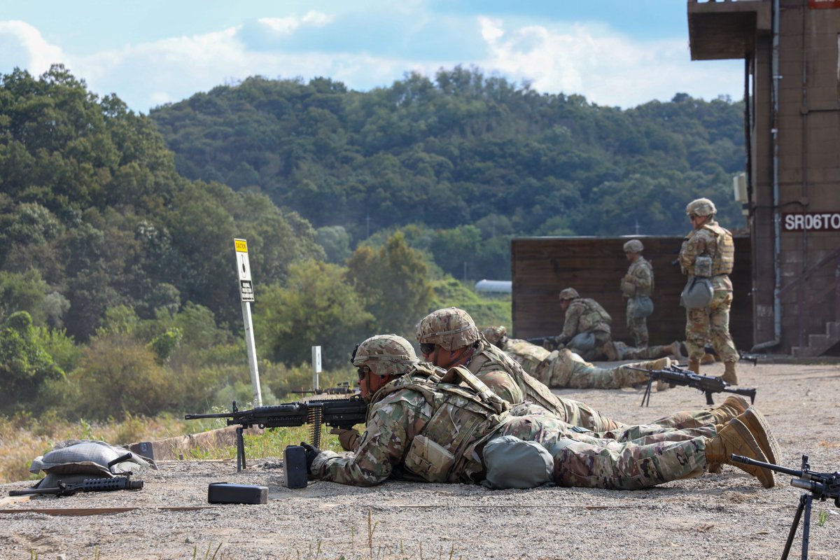EighthArmyKorea's tweet photo. Soldiers with the 19th Expeditionary Sustainment Command conducted weapons familiarization and qualification at Camp Casey, South Korea, Oct. 4-8, training on the M4, M249, M2 .50-cal. machine gun and Mk 19 grenade launcher to maintain proficiency and #readiness. Fight Tonight! https://t.co/1wS852BqXq