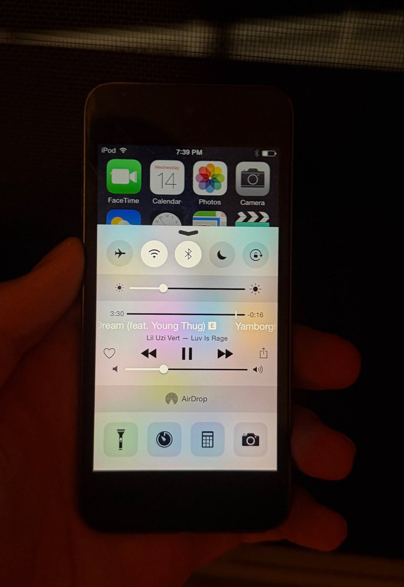 CLVRO67's tweet photo. iOS 8 🥹 https://t.co/gpp4OIvDmS