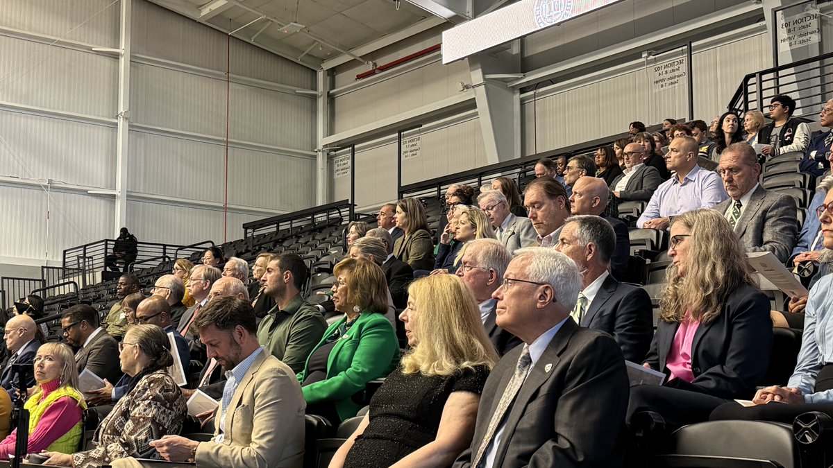 waynestate's tweet photo. Today we celebrated the investiture of President Richard A. Bierschbach! A new chapter is here and together we're supporting our students, fostering community ties and advancing partnerships with a global impact.

Thank you to Wayne State Athletics (@waynestwarriors) for hosting! https://t.co/VUn7jILT51