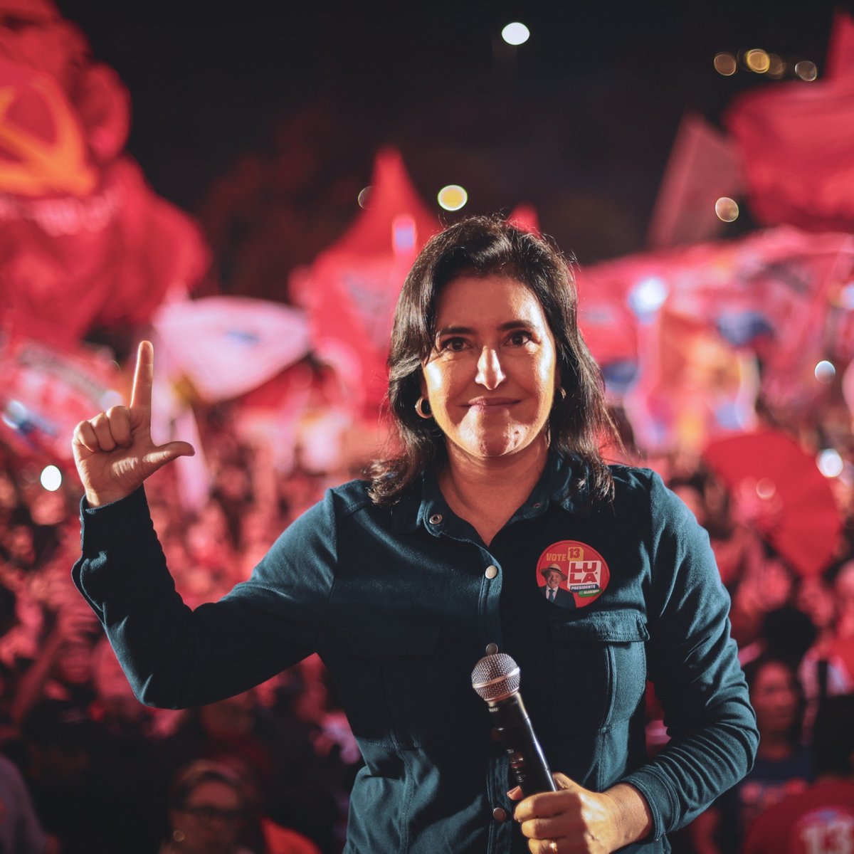 kapietroski's tweet photo. o tempo irá te honrar, simone. https://t.co/ZUcovh3TcQ