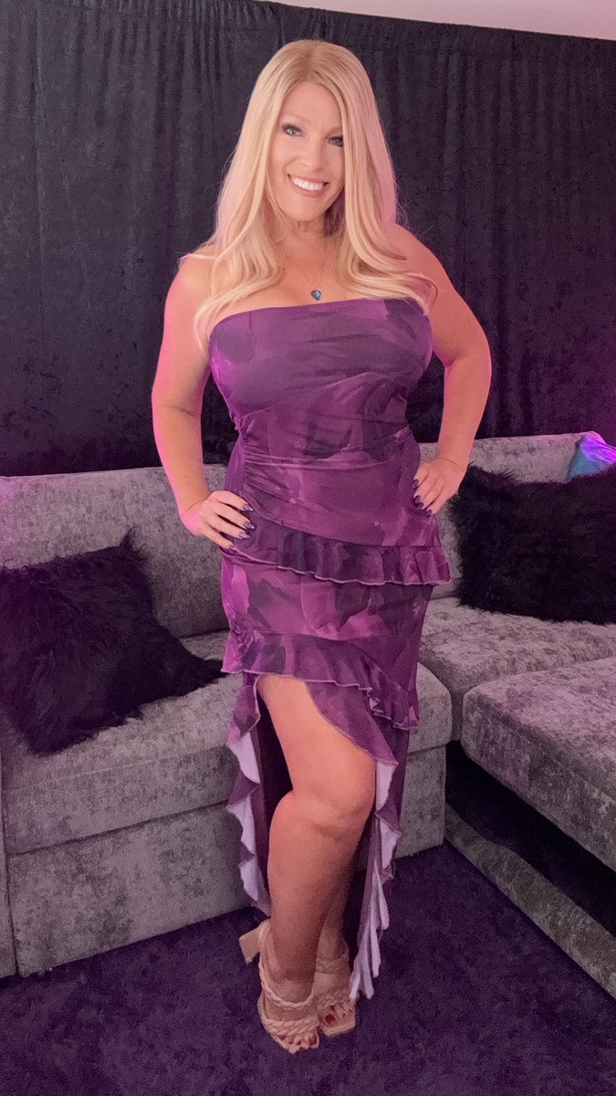 BrookeRyanDD's tweet photo. Take me dancing 💃 https://t.co/6BDIve7qrc