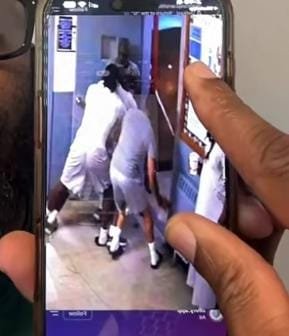 MLarristonNow's tweet photo. Real images of Dudua and Diddy having a tussle at Fort Dix prison! https://t.co/2o5dLKSMqe