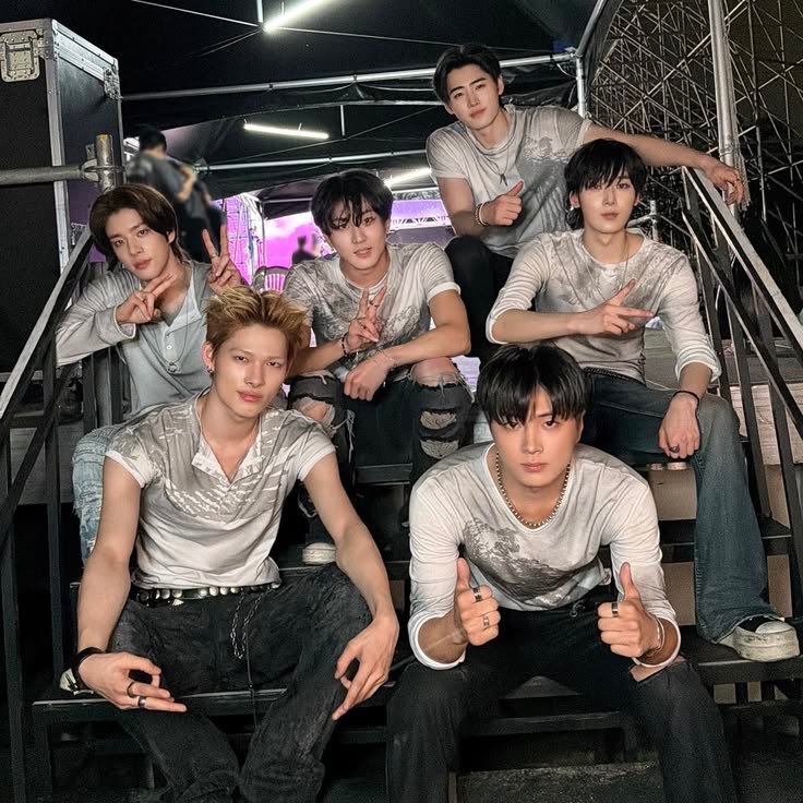 astxtenhalai's tweet photo. Give #ENHYPEN their Daesang on #2026MAMAVOTE 🏆

[D4] REPLY TAGS
1 RT = 1 VALID VOTE https://t.co/XNMFDp29IR