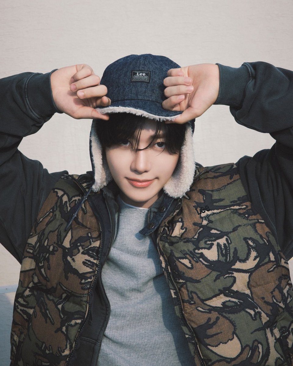 jungshasa's tweet photo. PRETTY PRETTY PRETTY

JAEMIN FOR LEE JEANS
#JAEMINxLeeJeans
#JAEMIN_LeeAPACAmbassador https://t.co/QY0VbA9sSJ