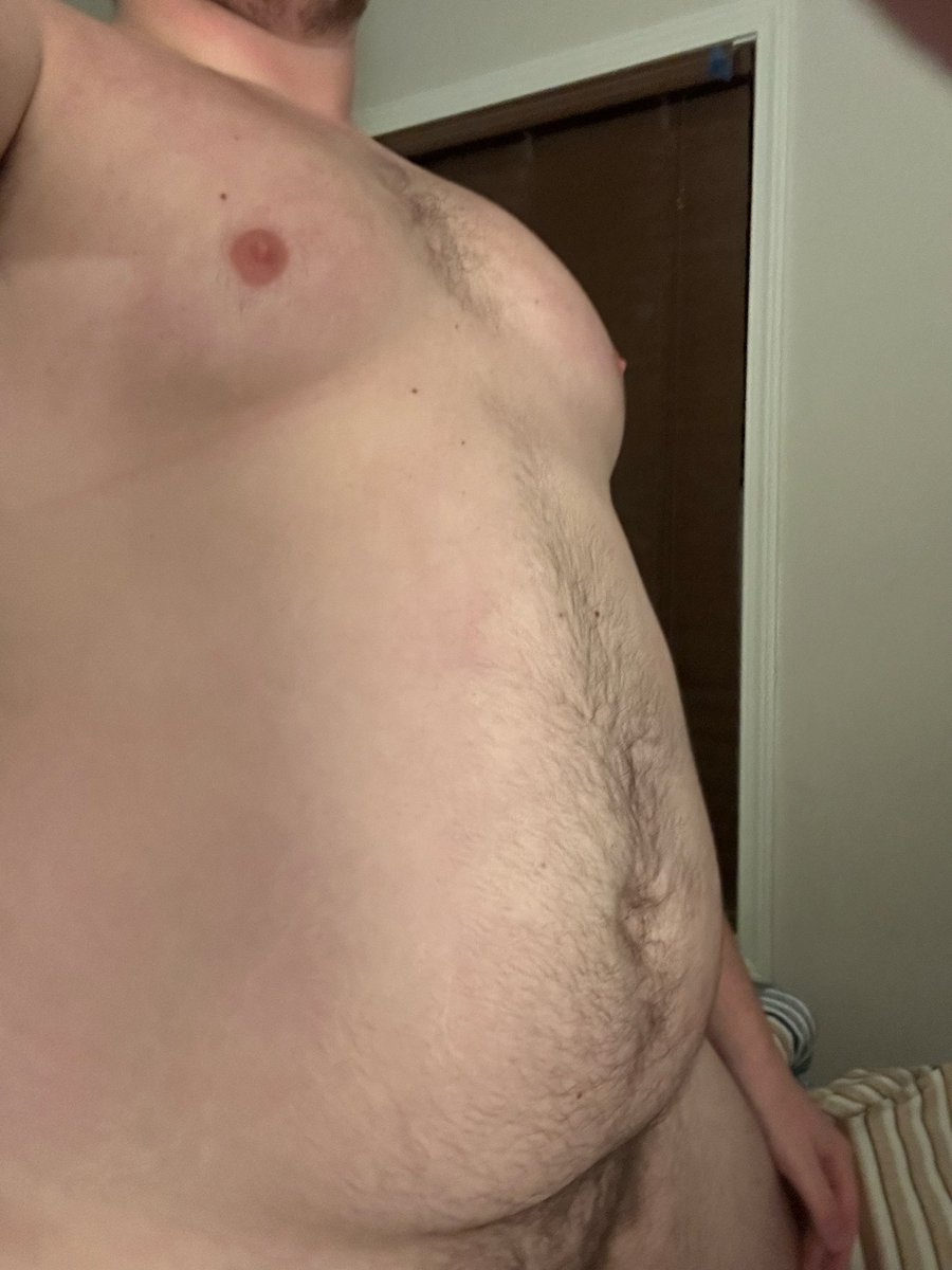 lilcld's tweet photo. i know my arch aint good but i just NEEDED to take a photo also maybe ass pic next 👀👀 #nsfwtwt #nsfw #chubby #mlw #mlm https://t.co/suTGctSstW