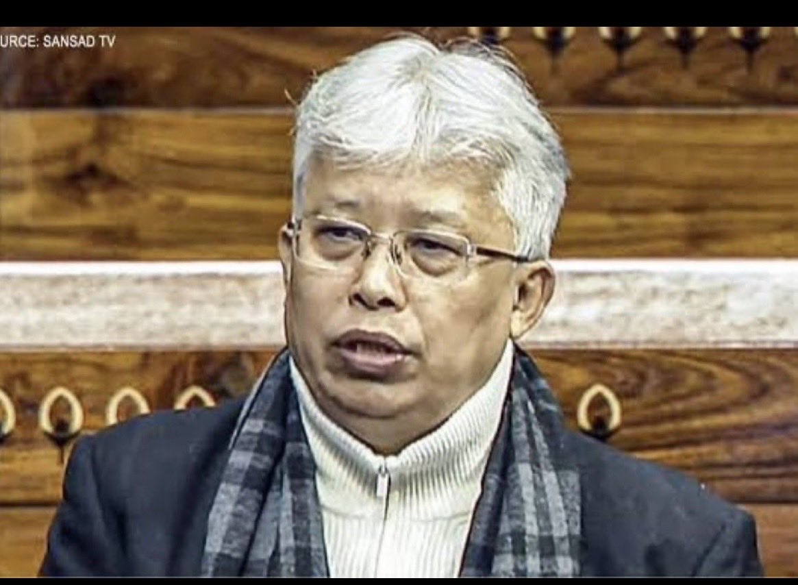 RealGenZ123's tweet photo. @aartigoswami @yogitabhayana Madam go and see the matter first.. Don’t do politics on death.. if ur concern what about ur leaders https://t.co/Czx7HbxpUx