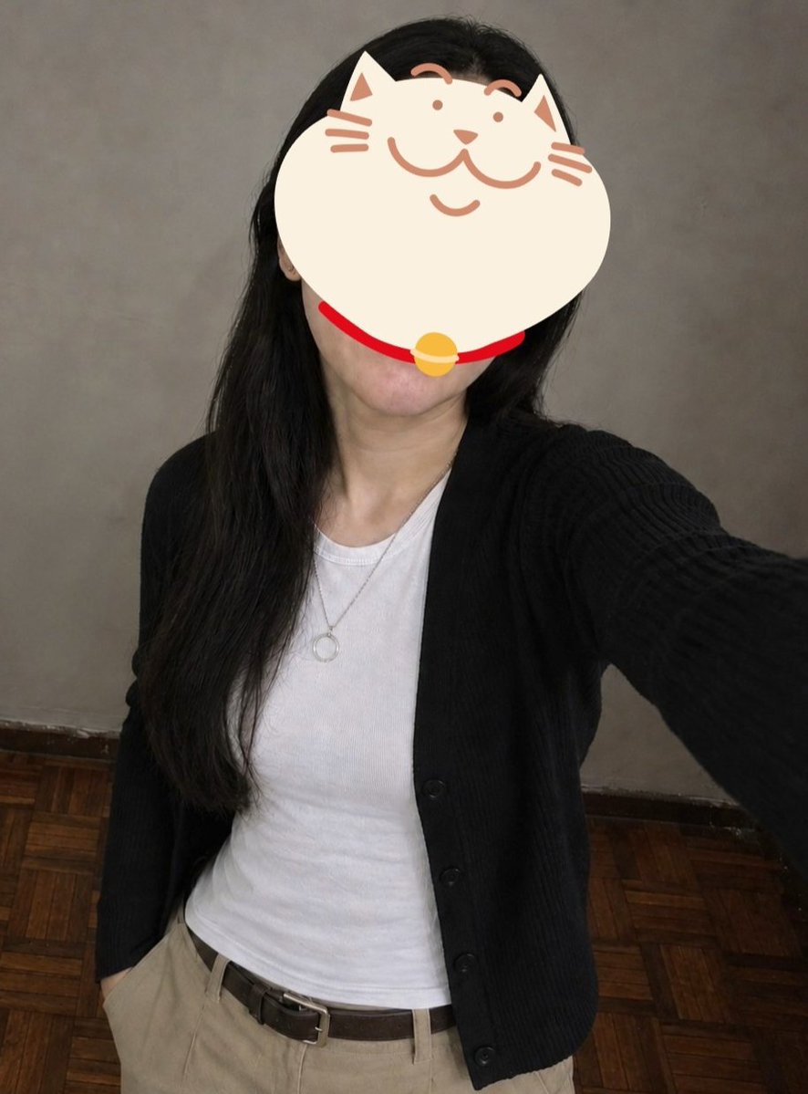 MichL_2026's tweet photo. 今天的OOTD～
裡面有穿東西嗎？😜😜
不告訴你～ 哈哈哈 🤣
祝大家有美好的一天，注意安全！😘

OOTD for today...
Am I wearing anything inside? 😜😜
Not telling you.. hahaha 🤣
Have a great day everyone and stay safe! 😘 https://t.co/Mnm7yPAAnE