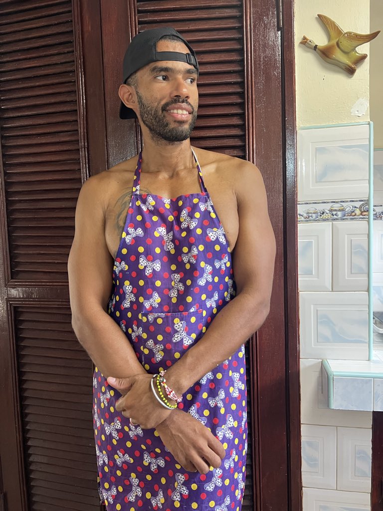 Carritovacio's tweet photo. 👨‍🍳 El negro está cocinando https://t.co/LZcNkgy9Zk
