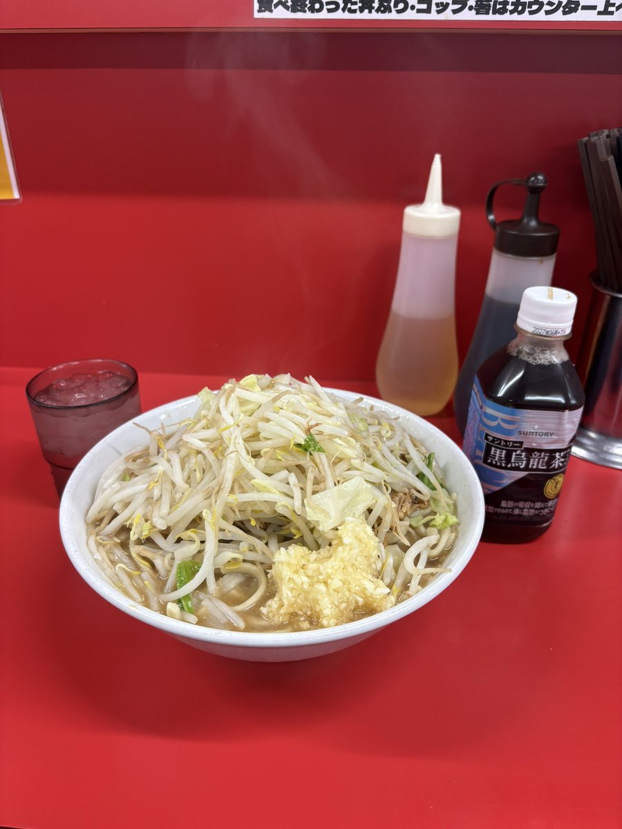 jiro_sendai1023's tweet photo. こんにちは！
プチ炎上中の当店ですが、本日も通常営業です！！
確かに高校生って書けば良かったなと思いましたが、それ以外は特に。またおいでくらいで晒そうとか他意はありません。(次に活かそうと思います笑)
本日も御来店お待ちしております！
そして、こんな中ですが、アルバイトは募集中です笑 https://t.co/RPyaCOv8KU