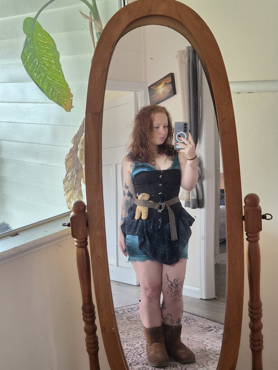 ginger_rocket22's tweet photo. Princess life is for me x 

#brave #PrincessConnect #cosplay #redhead https://t.co/MDY7DBljxW