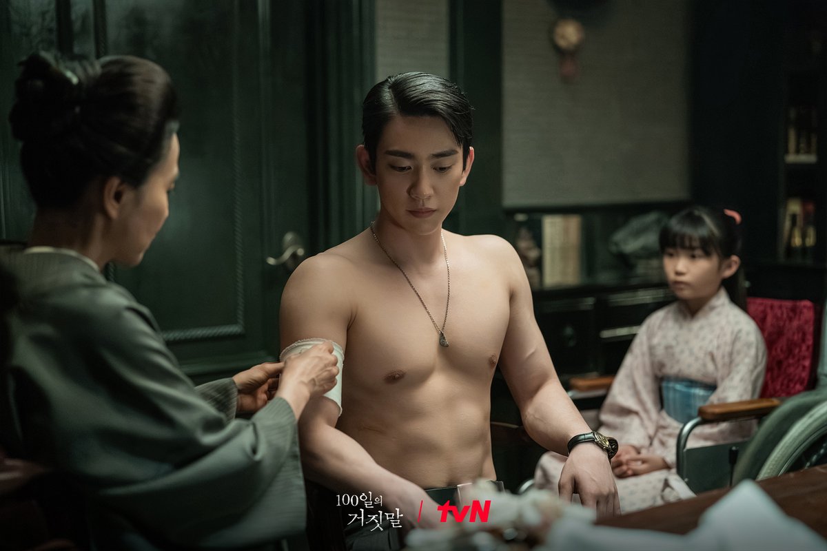 CJnDrama's tweet photo. 상처 입은 강쥐 태웅 발견..🐶❤️‍🩹

순한 눈망울 뒤에 감춰진 수많은 이야기
태웅의 눈빛 하나에 서사 100가지👀

[토일] 밤 9:10ㅣtvN
#즐거움엔20tvN #100일의거짓말 #100DaysofDeception https://t.co/ap8KnNdvd4