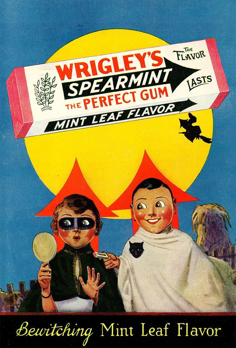 ForBlustSake's tweet photo. Halloween themed ads lost throughout the years. 

#vintagehalloween 

Embers till Autumn. 🍂 https://t.co/zJExo6eNGt