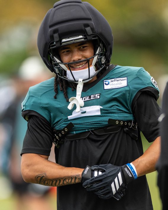 RollPhillyDawgz's tweet photo. This the face of a man who knows he’s gonna score his 1st TD Sunday

🍋⏰ https://t.co/mvLwB2UjXH
