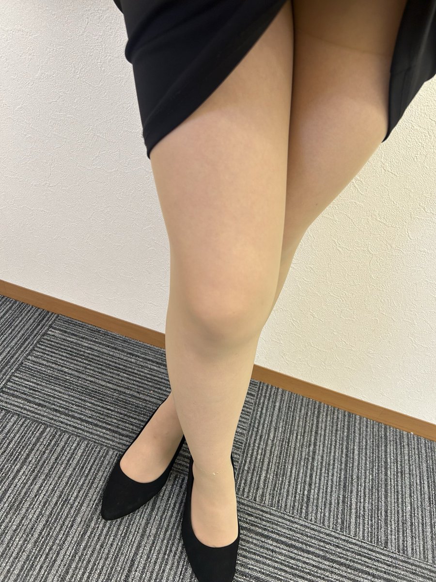 s2yutans2's tweet photo. いい天気☀︎
今日もお仕事頑張ろうー☺️🫶

ストッキング1日履き　1,500(送料込） https://t.co/qppWHXqVGU