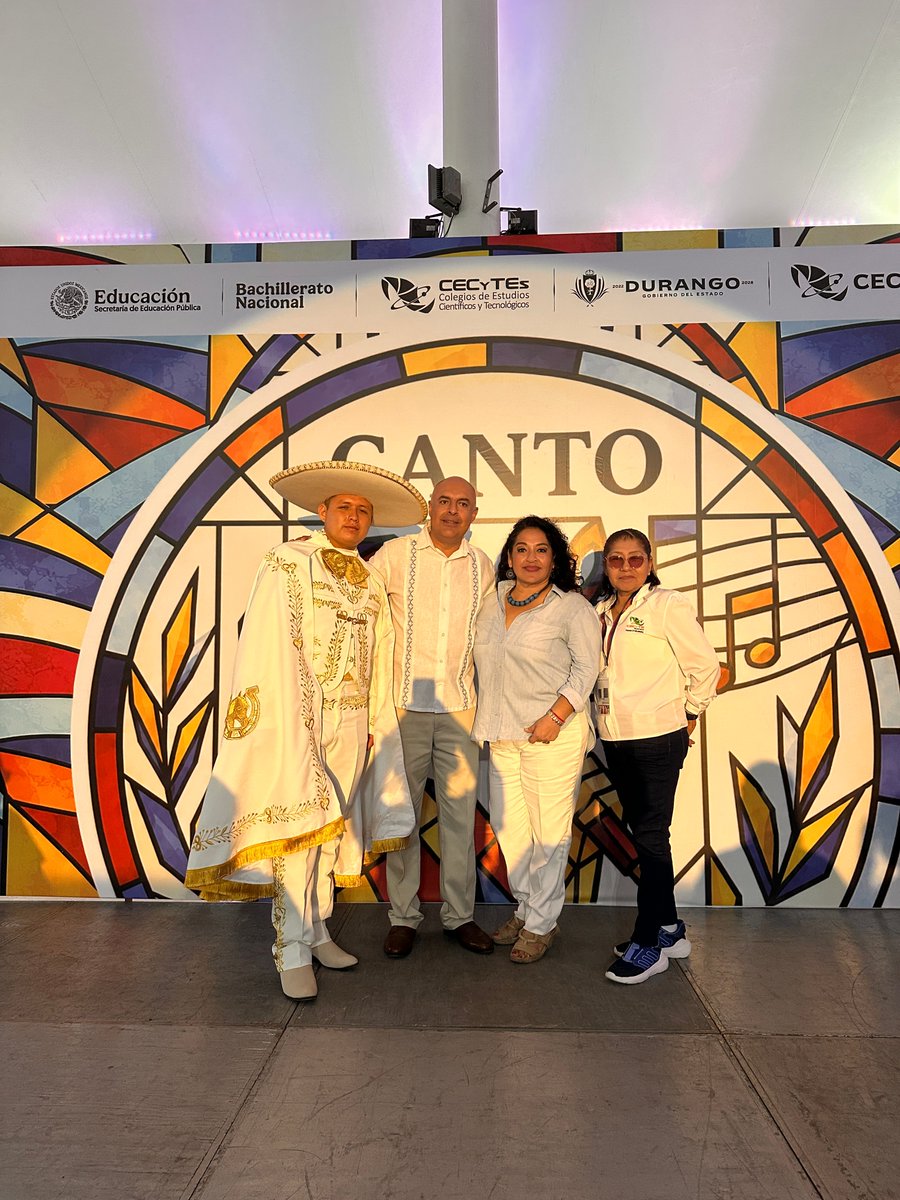 cecytegro's tweet photo. Reconocemos la grandiosa participación de nuestro alumno Jorge Luis Ramírez, del Plantel CECyTE 01 Acapulco, quien lo dio todo en el escenario representando a Guerrero en la categoría de Canto durante el Festival Nacional de Arte y Cultura Durango 2026. 🎭
#CECYTEGRO
#EMSADGRO https://t.co/sN9utLbpkk