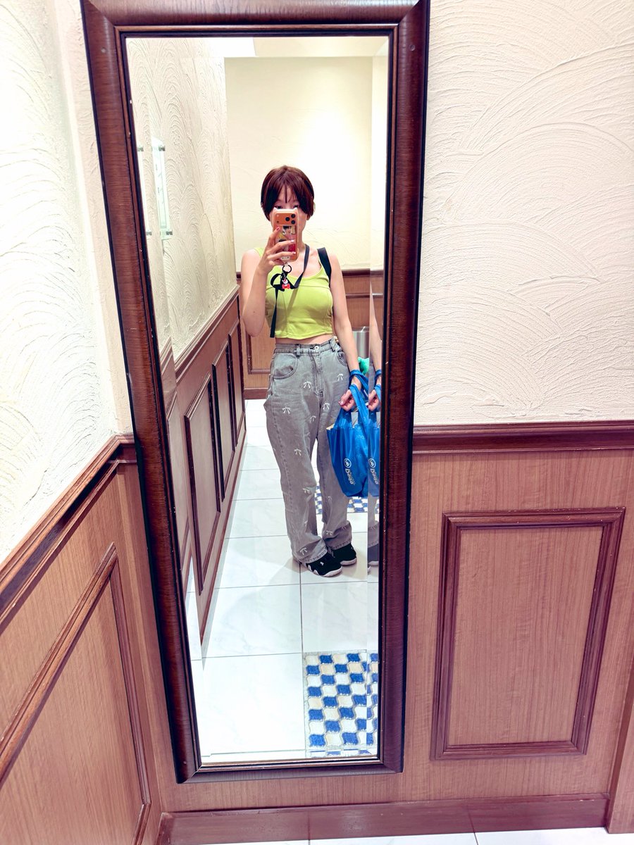goo1356's tweet photo. なんか40代のビューティ達が引用で晒してるからワイも自分のプリティ爆美女っぷりを晒していこうと思う❣️❣️❣️🥺🥺🥺🥺🥺素敵人生❣️❣️❣️❣️🥺❣️❣️❣️❣️////////////////////////////// https://t.co/rKgCMNVLsD