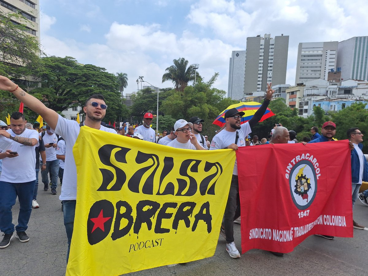 mdasis's tweet photo. @carolinacorcho @carolinacorcho el Pueblo de a pie, hoy demostró que sigue creyendo en el cambio. Necesitamos Una clase dirigente UNIDA. Uds., aquí generalizo, aveces echan a la basura la #Lucha del Pueblo, con tanto tira y hala entre los #Lideres del #Progresismo . Se requiere más #Unidad #paz https://t.co/i3VqAJD2S8