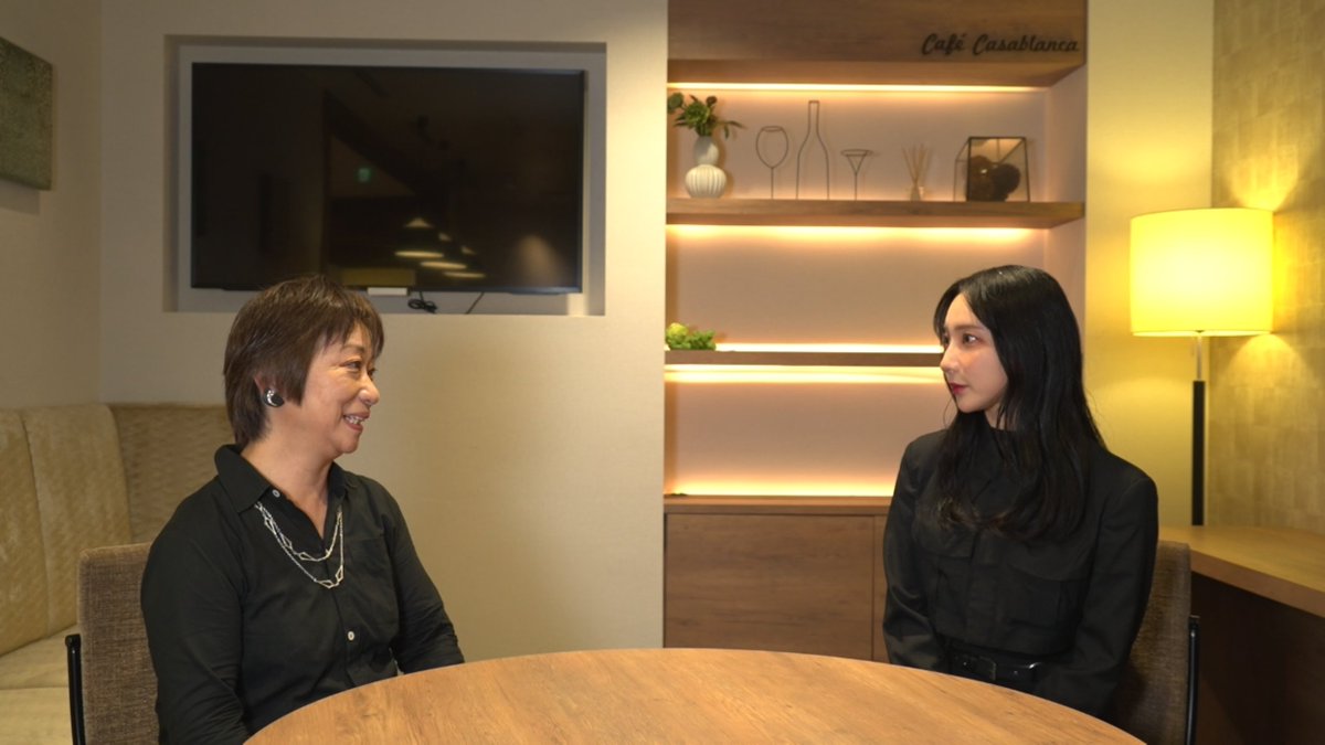 firstvoicemovie's tweet photo. ⋰⋰
   “声を上げられない人たち”に寄り添う
　熱き特別対談解禁！　
⋱⋱

ファーストサマーウイカさんと
映画着想元の裁判原告・晴野まゆみさんによる
特別対談が実現！

社会の変化と、戦いの裏にあった
“味方”との葛藤ー。

ウイカさんの圧倒的な演技の背景にあった
貴重な対談の様子はコチラを☑👇
https://t.co/hIDfrTe4Ta 

映画『#ファーストボイス』
⚖大絶賛上映中