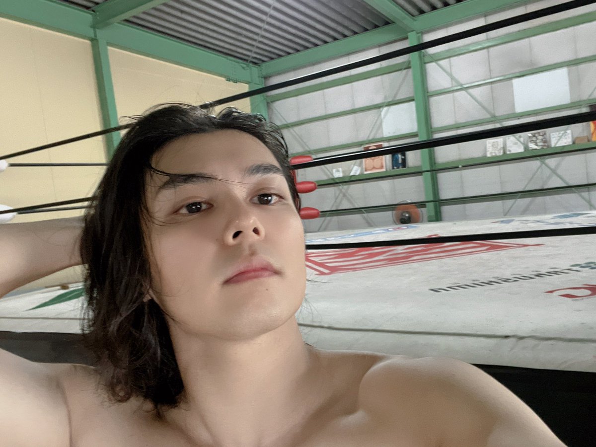HIME_SAMA_ok's tweet photo. 九州プロレスさまへ出稽古。3日目。

普段うっすら思っててもスルーしてたりな部分を言語化して教えてもらう時間でした

こういう時間がないと、変なまま身についちゃった部分って治らない

まだ見つけきらないことが沢山あるのだろうな

しかし、さすが九州はまだまだ暑い

#pw_jto
#qpro さまで稽古 https://t.co/l9Y6I1YGPU