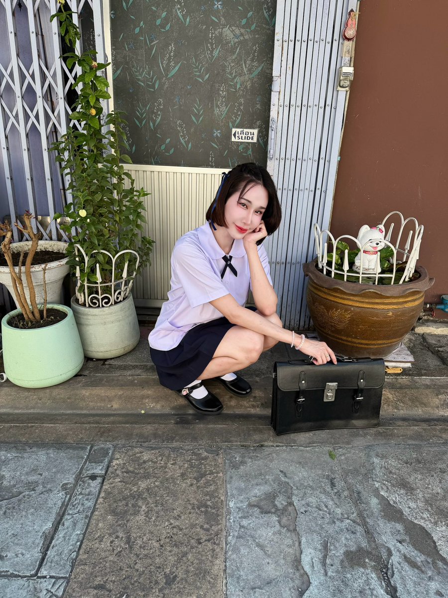 dyebrc's tweet photo. 40แล้ว ใส่ชุดนักเรียนยังทันอยู่มิ
มีใครชอบคนแก่ไหมคะ🤣 
#จรัญ https://t.co/izjDQY3vdf