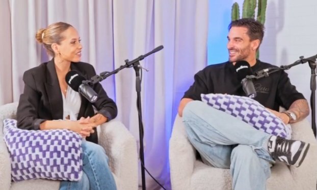 mariajamiro's tweet photo. No os perdáis el podcast, tiene de todo y mucho bueno. Y lo que me gusta verlos así, ilusionados y reforzándose cada día. Y que bien que podamos verlo 🥹 #TQHKVioledi15O https://t.co/0miqsZWMjc