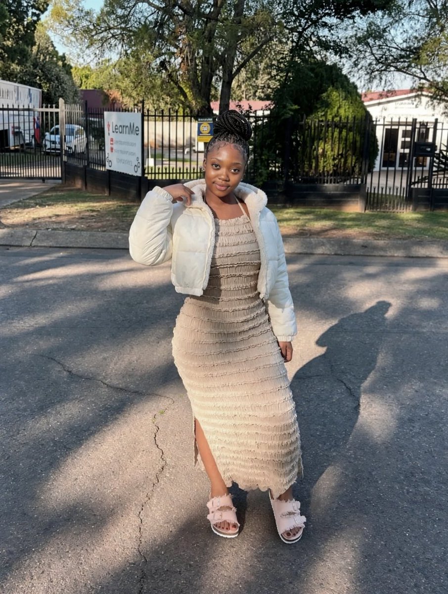 Tshidii_Mashaba's tweet photo. 🤎🤎😽Thursday Morning https://t.co/zaXwYTzxNX