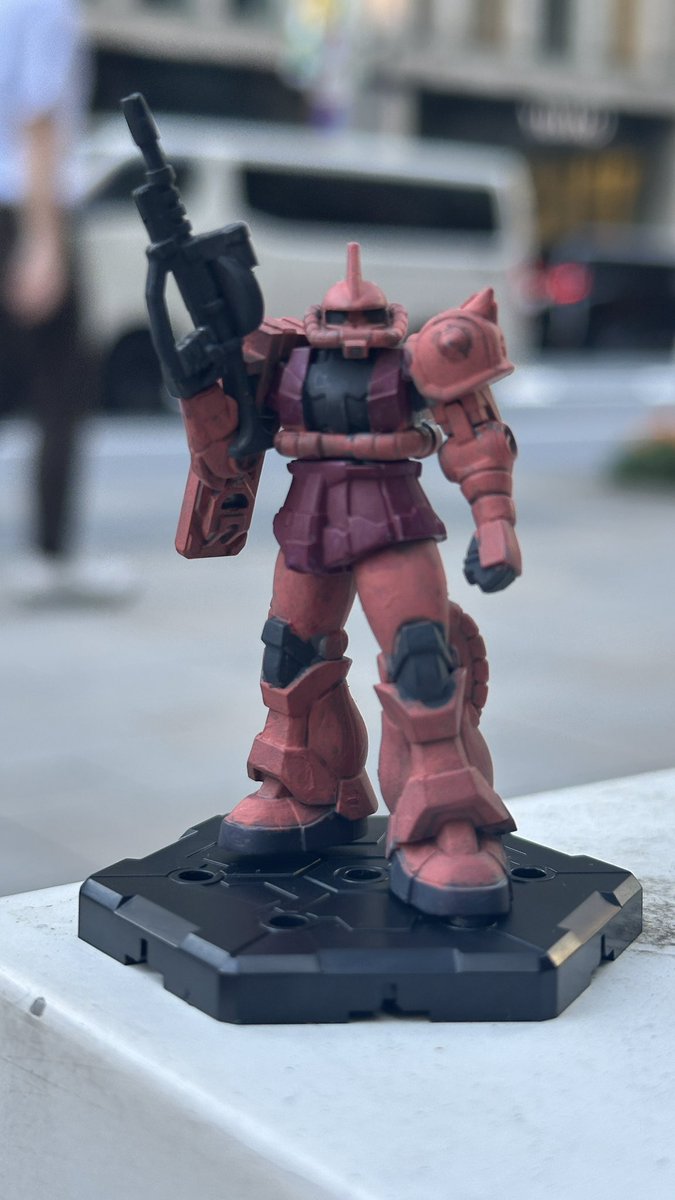 Salty_GUNPLA's tweet photo. ペイント体験コーナーで筆塗りしたシャアザク！なんとイベントに参加すれば、そのまま無料で貰える！TSUTAYA渋谷で開催中だから急いでー！！
#ガンダムアッセンブル 
#GUNDAMASSEMBLE https://t.co/GY6xfeSmUS