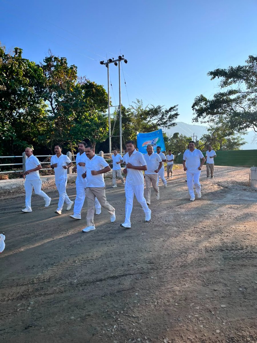 120Crpf's tweet photo. Fit India Freedom Run 7.0 -2026. #B/120Bn CRPF #crpfindia Doldagre, West Garo Hills, Tura  conducted Fitindia freedom run &amp; walk today. Personnel of the Coy and Officer enthusiastically participated in the event as a mark of, 'Fitness Ki Dose, Aadha Ghanta Roz' https://t.co/Rmi2HQCnh5