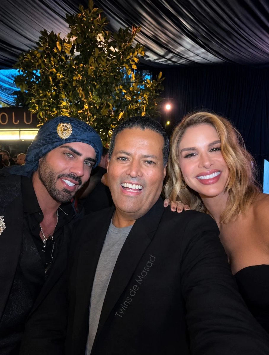 Twins_de_Masad's tweet photo. Más fotitos de Masad en el gran evento exclusivo UpFront 2027 de Televisa Univision @Masad_Altamimi #masadaltamimi #upfront2027 #UpFrontTelevisaUnivision https://t.co/kh2mnhHpzw
