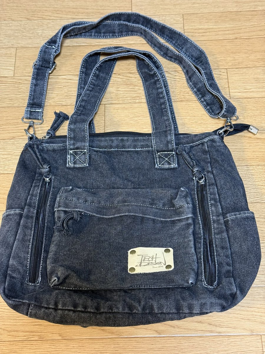 TUNA3745's tweet photo. TECHDESIGNの
デニムバッグ届いた(^-^)/
めちゃカッコイイ😍
#TECHDESIGN https://t.co/aESELHNu6x