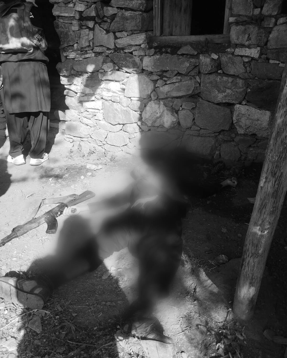 KP_Police1's tweet photo. Successful operation by Swat Region CTD &amp; District Police.
3 wanted terrorists killed in an intelligence based operation.
They belonged to the group of TTP Commander Muzaffar alias Khalid.
03 Kalashnikovs, 06 magazines &amp; several rounds were recovered. https://t.co/mIeCfKxvug