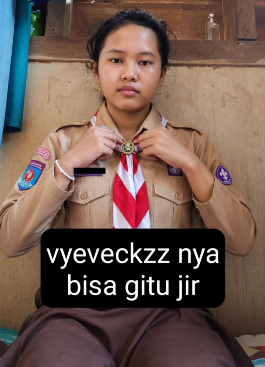 Daria09876's tweet photo. Ayam aja kalah jengger ya 
https://t.co/uWf2FIep2E https://t.co/poXAI2C8Kq