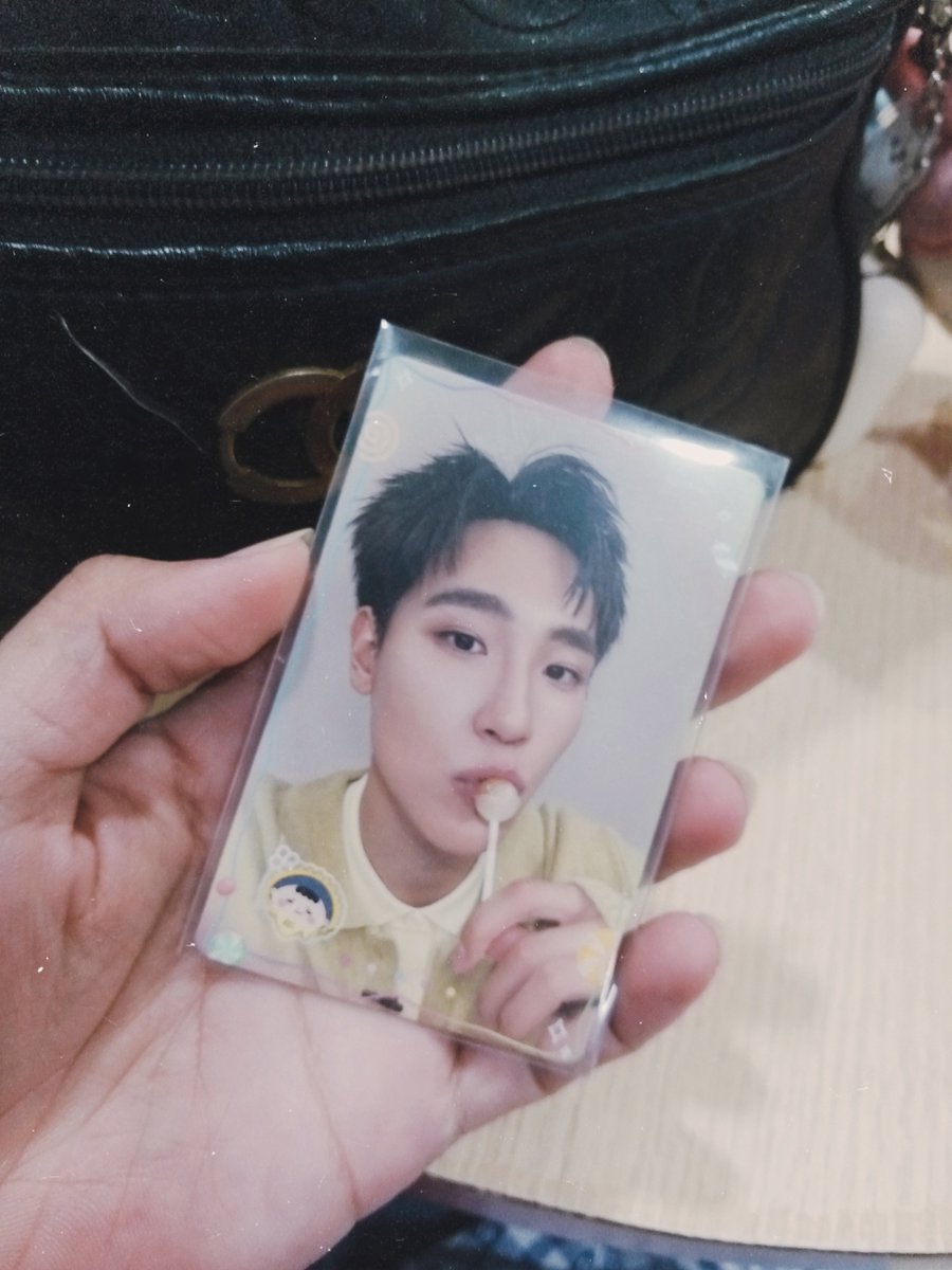 25ramyeonzfiles's tweet photo. @porsuppakarn @BLFanbaseDAVAO @CupzofJCafe heeheeheheee i miss collecting pocasssa and worth it siya 😅 https://t.co/MKDqyDtnJb