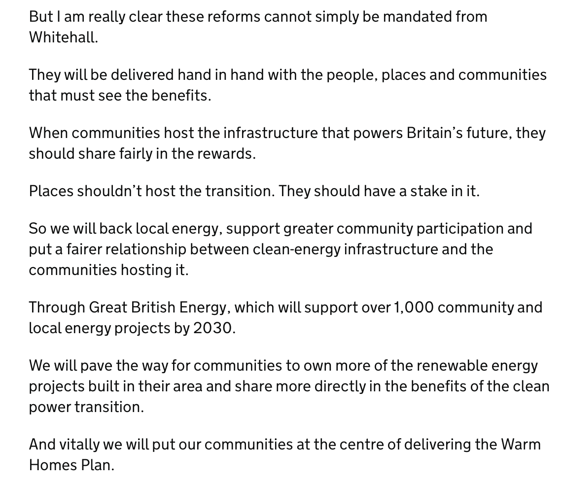 CommEnergyLDN's tweet photo. Great to see this focus on communities shaping the energy transition in speech by @energygovuk @Miatsf at @EnergyUKcomms conference 
https://t.co/mXc9hBsKul 1/2 https://t.co/uNdRxpp8uN