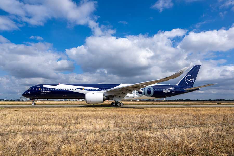 traicycom's tweet photo. ルフトハンザ・ドイツ航空、東京/羽田〜ミュンヘン線にエアバスA350-1000型機を投入　同型機初の就航路線 https://t.co/pP7nKbzJ8A https://t.co/hVuPOz6q5G