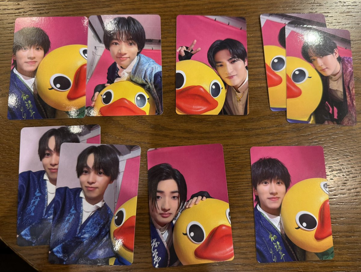 219_98_jw's tweet photo. iiONDO はつ恋ONDO 封入特典　交換　トレカ　アヒル　温度計　湯けむり

【譲】三村　三戸　守本　大野　畑　堀　宮本

【求】髙橋

同種交換優先いたします。（異種要検討）17.18のリリイベで手渡し交換出来る方、お気軽にお声掛けください！買取購入❌ https://t.co/BXZ3h2xyQn