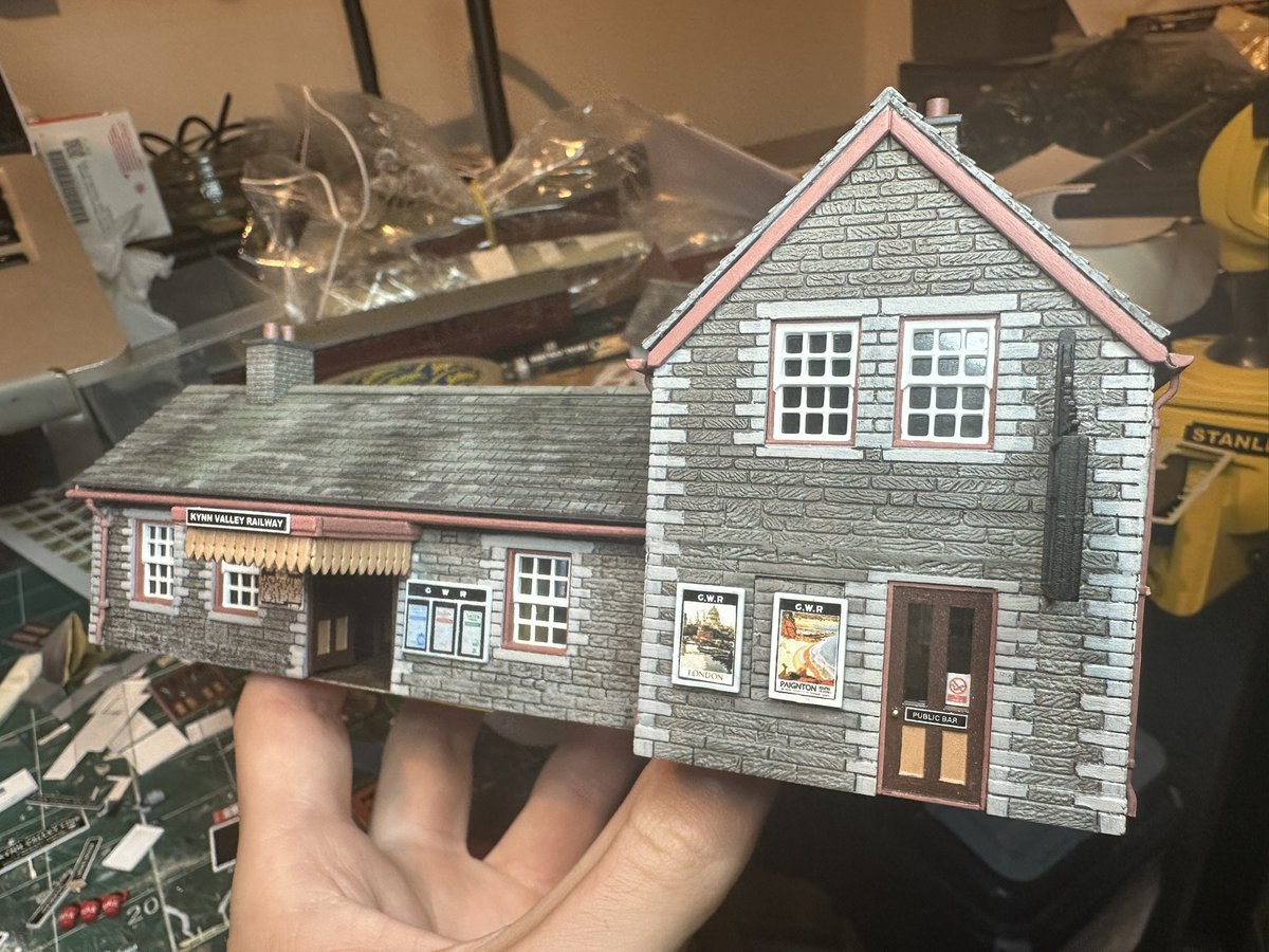 BufferStopBen's tweet photo. Building for Layout, Inspired by the Bridgnorth Station Building https://t.co/rbeF0PDDzB