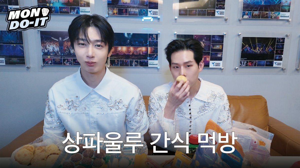 OfficialMONSTAX's tweet photo. [🎥] 
[MON DO-IT] 상파울루에서 뭐 먹냐면 | 몬두잇

▶️ https://t.co/5bxWZwruIv

#MONSTAX #몬스타엑스 https://t.co/9DcCnbnFli