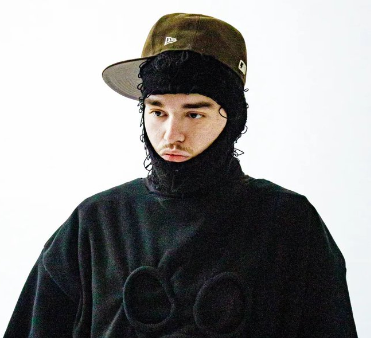 Yeatsocial's tweet photo. FOR THE DUMBASS FN COMMUNITY WHO CLAIM THEY DONT KNOW YEAT ... YEAT IS THE GREATEST ARTIST EVER BETTER THAN MJ HE IS BETTER THAN UR FAV ARTIST ONG ... KING TONKA ON TOP https://t.co/uaA6EbVrKo
