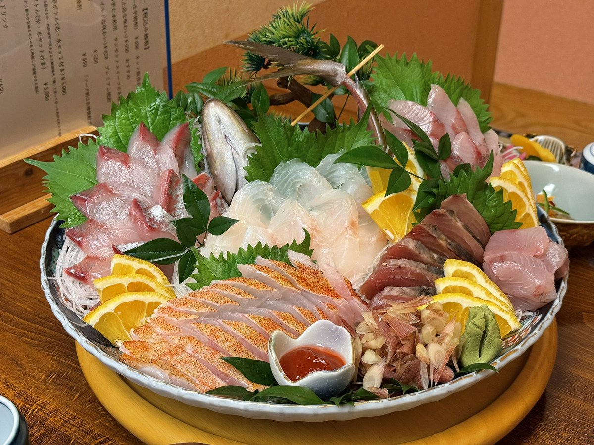 mokusdao's tweet photo. 先週の伊豆観光
とにかく海鮮がうまかった https://t.co/5WZACc3nyj
