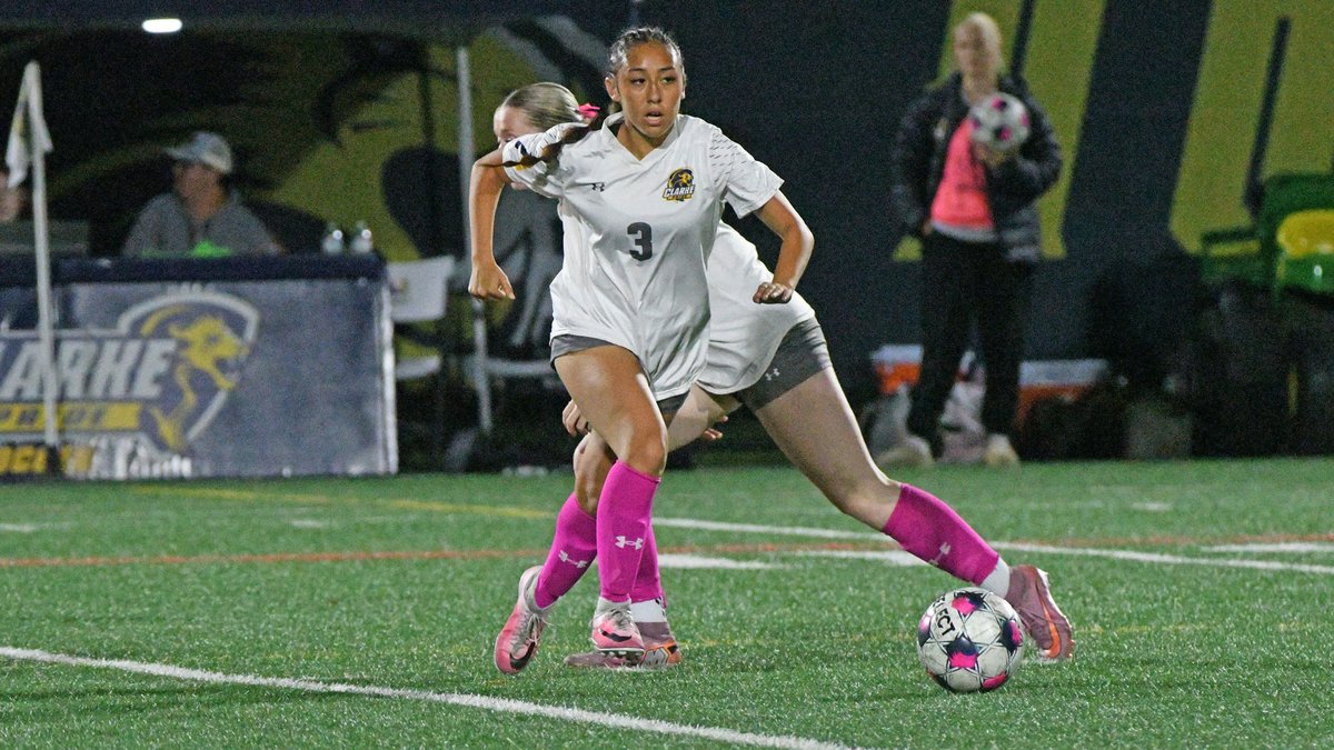 ClarkeAthletics's tweet photo. Pride and Fighting Bees play to 0-0 draw

#ClarkePride 

Recap ⬇️

https://t.co/MBBsOlO1GH https://t.co/1GdHhzh5KD