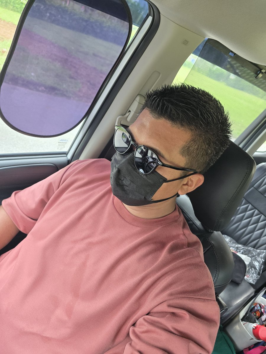 guyzrocket's tweet photo. Haze so bad today https://t.co/6xNh0JH1yz