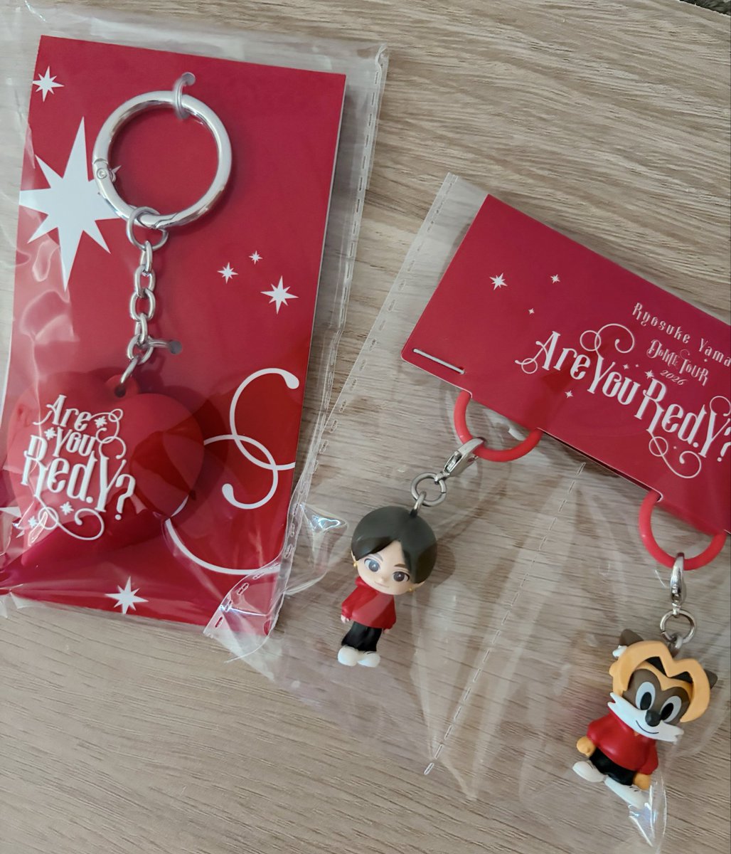 emiiiicat's tweet photo. 石羽さんと追加の山田くん届いた🥰
⛄️のグッズ合わせてファミクラから3箱📦.ᐟ.ᐟ https://t.co/PSQfSRfy3g