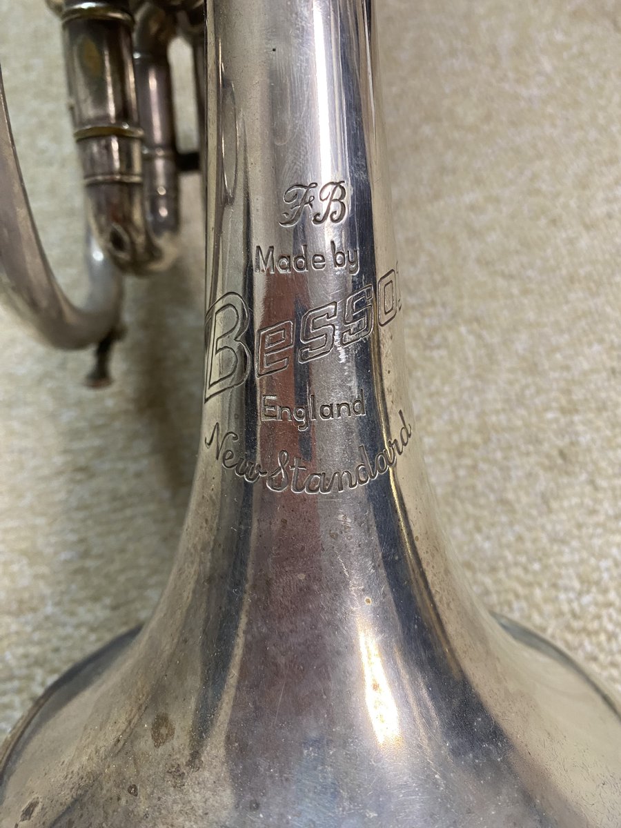 fukunagaharmony's tweet photo. 本日は中古楽器のご紹介♪
ベッソン コルネット ニュースタンダード
写真では分かり辛い使用感は店頭でご確認いただけます。
ご来店のタイミングによって在庫状況が変わる場合もありますので、試奏をご希望の際は、事前にお問い合わせください。
#ハーモニー楽器 #金管楽器 #中古楽器 #besson https://t.co/ExqQT0VqEw