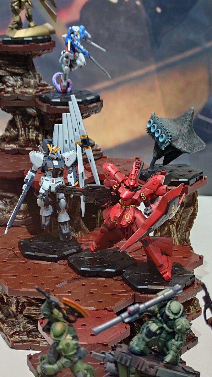 gdam429mk2's tweet photo. 今後発売されるガンダムアッセンブルの展示も盛り沢山でした！
デビルガンダムとガンダムヘッド良いなぁ✨️ https://t.co/57iDkZSoEu