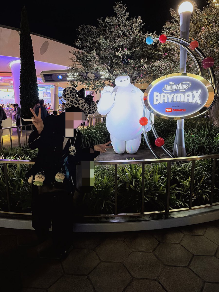 sei_1218_H's tweet photo. この間のディズニーにて
僕のハチワレ拾った方返してください🤣🤣 https://t.co/JlMdHgXEdk