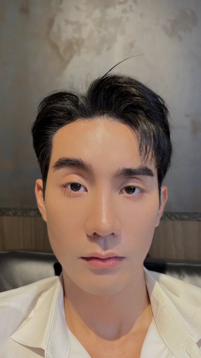 cuttiepjm's tweet photo. eh mirip banget sama book, jodoh emg suka mirip gt ya😭 https://t.co/A77vQ2CQVG