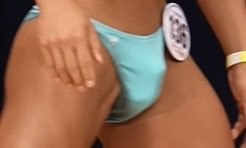 daichilockedsub's tweet photo. YouTubeで見つけたボディビル大会の動画、このもっこりがどうしても貞操具つけてるように見えてしまうのは気のせいなのか
マッチョが長期間射精禁止で貞操具つけたままボディビル大会出てたらエロすぎるシチュエーション https://t.co/WlI7q09z2D