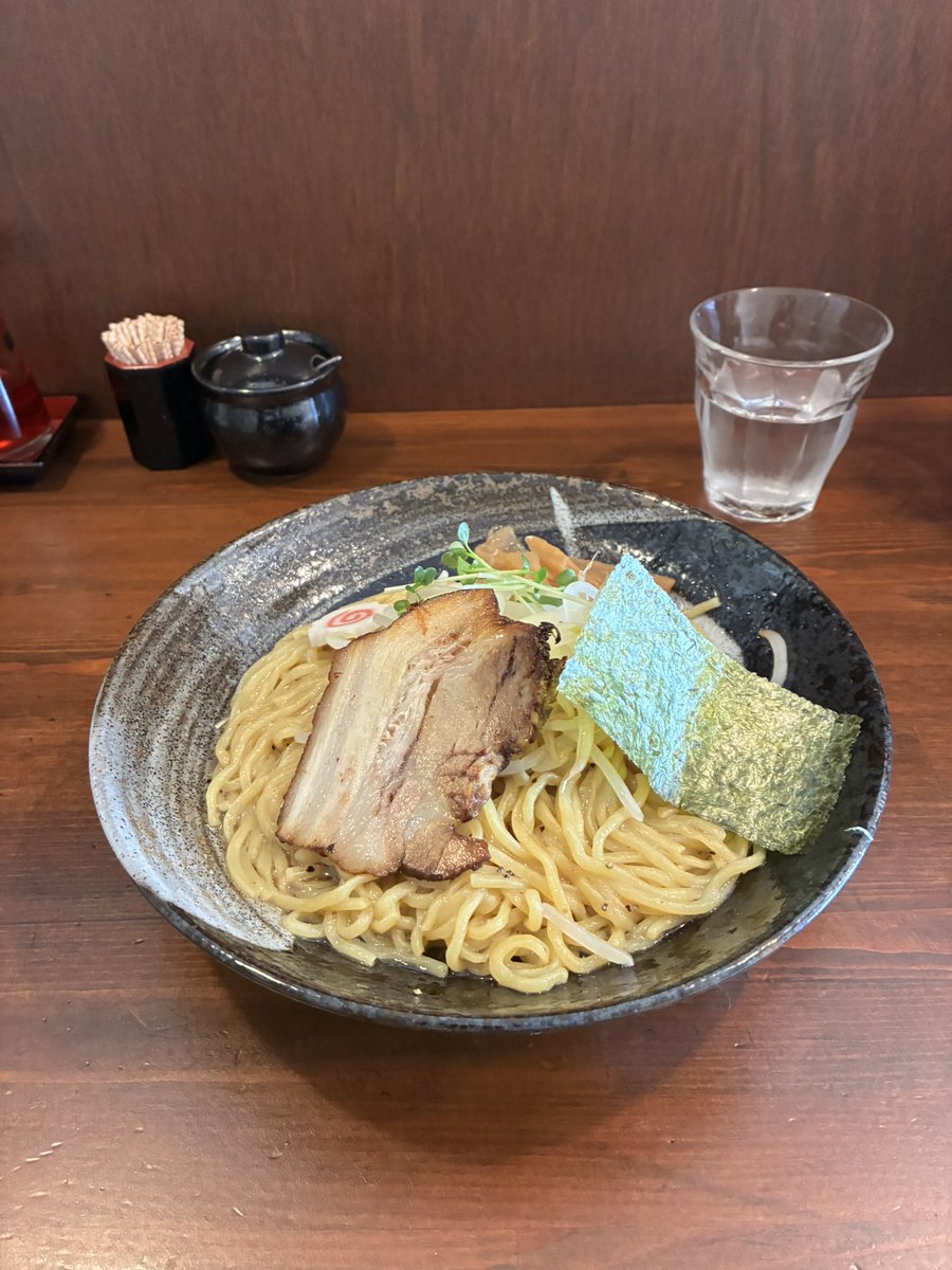 tino_D's tweet photo. 胡椒が効いてて美味かったけど量控えてしまった https://t.co/g7ZXq0ExVh